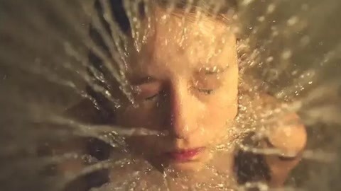 何方神圣 相关产品