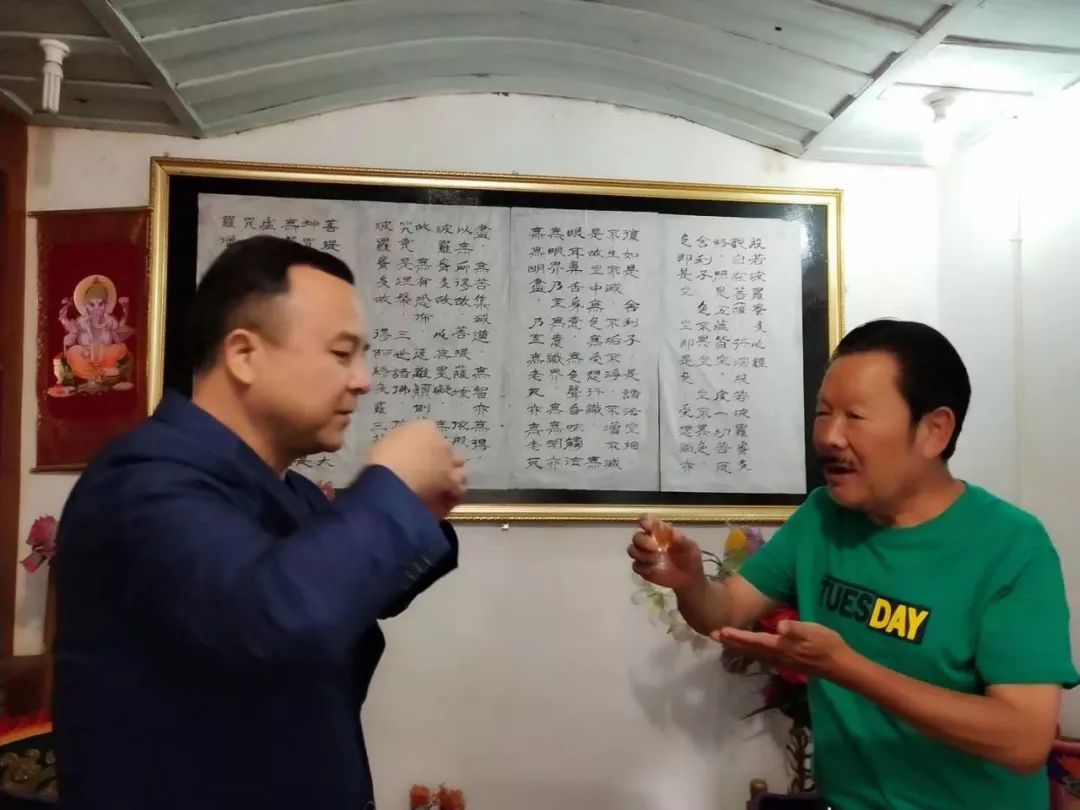 伊伦嘉：诱惑的艺术 相关产品