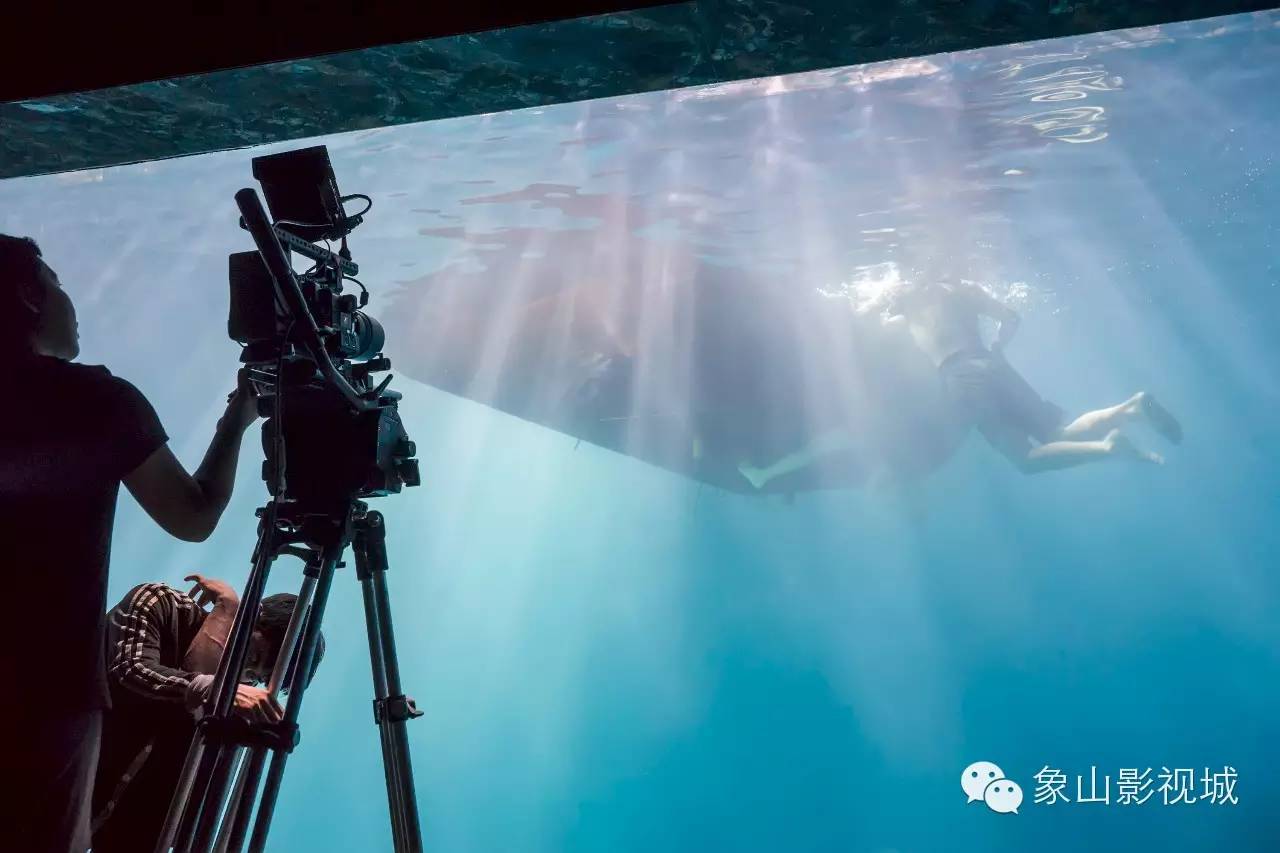 伟大的缺席 产品图片