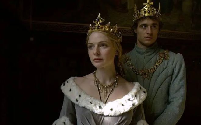 受到诱惑的女人 产品图片